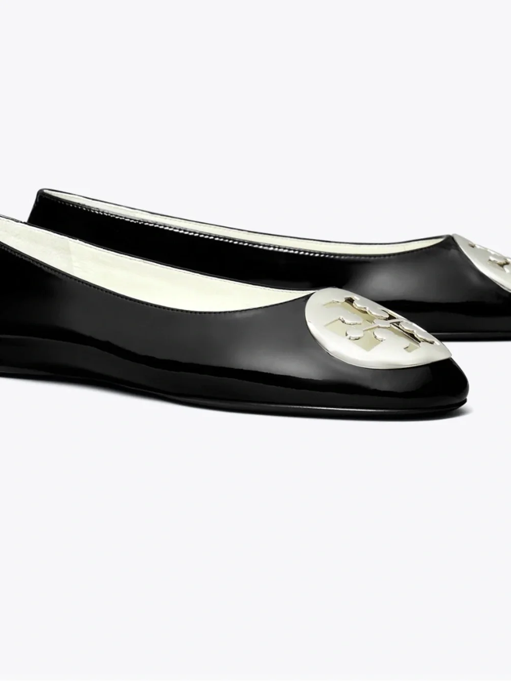 NWT REVA Tory Burch Black Patent Logo Medallion Ballet Flats size 11M